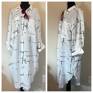 NWT White & Black Paint Splatter Patterned Swimsuit Coverup XL